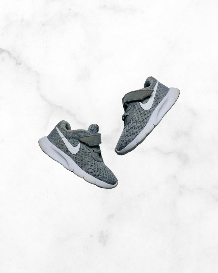 nike ♡ 5 ♡ light grey tanjun shoes