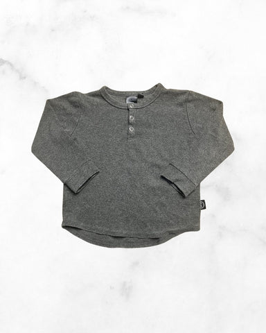 wooly doodle ♡ 3t ♡ grey long sleeve henley