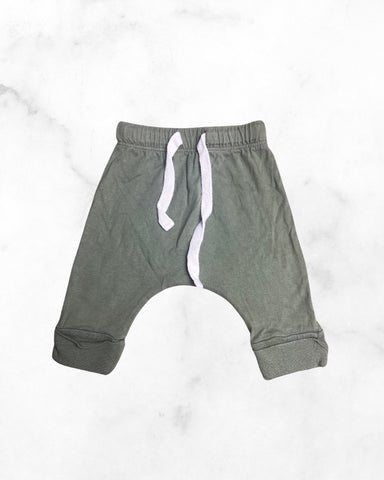 mini mioche ♡ 3-6 mo ♡ olive jersey jogger