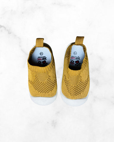 unknown ♡ 5 ♡ slip on knit shoe mustard