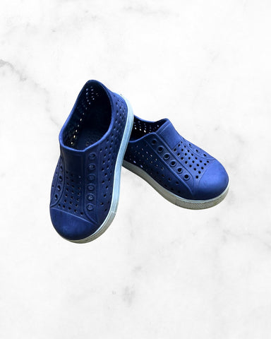 unknown ♡ 6 ♡ navy rubber sneakers
