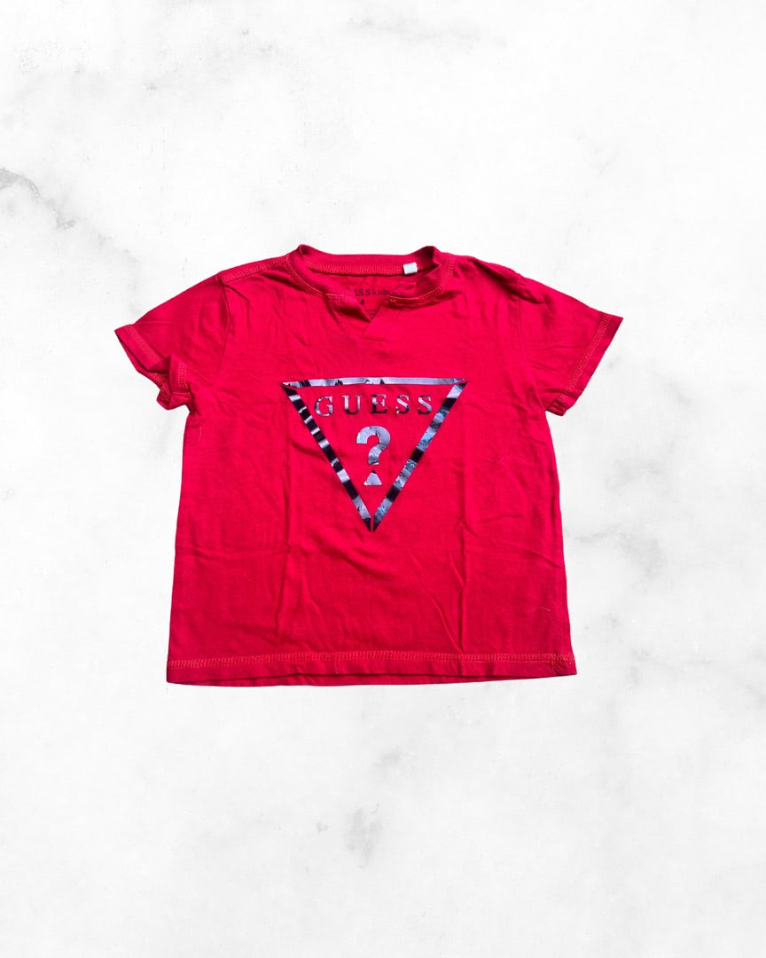guess ♡ 4t ♡ branded v t-shirt