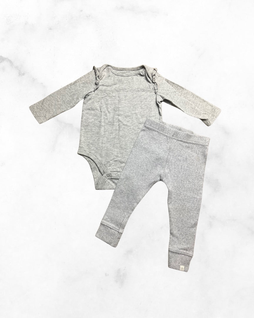 gap/zara ♡ 6-12 mo ♡ floral ruffled bodysuit and leggings set