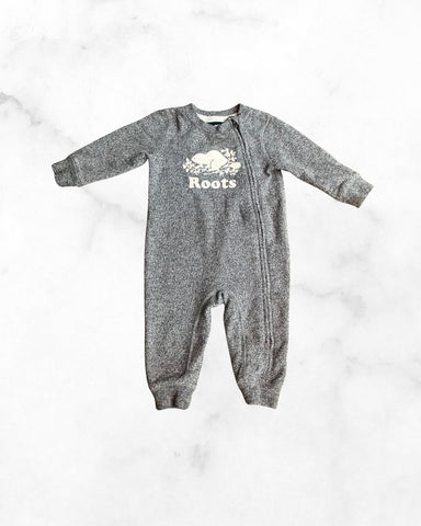 roots ♡ 6-12 mo ♡ salt & pepper zip romper
