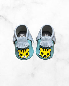 moc happens ♡ 6-12 mo ♡ tiger leather moccasins