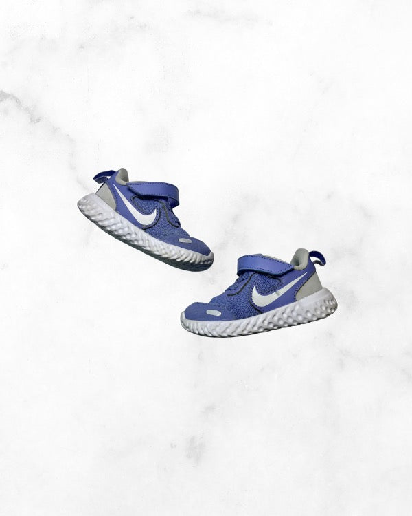 nike ♡ 5c ♡ purple revolution runner