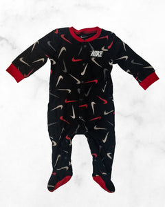 nike ♡ 9 mo ♡ snap footie pjs