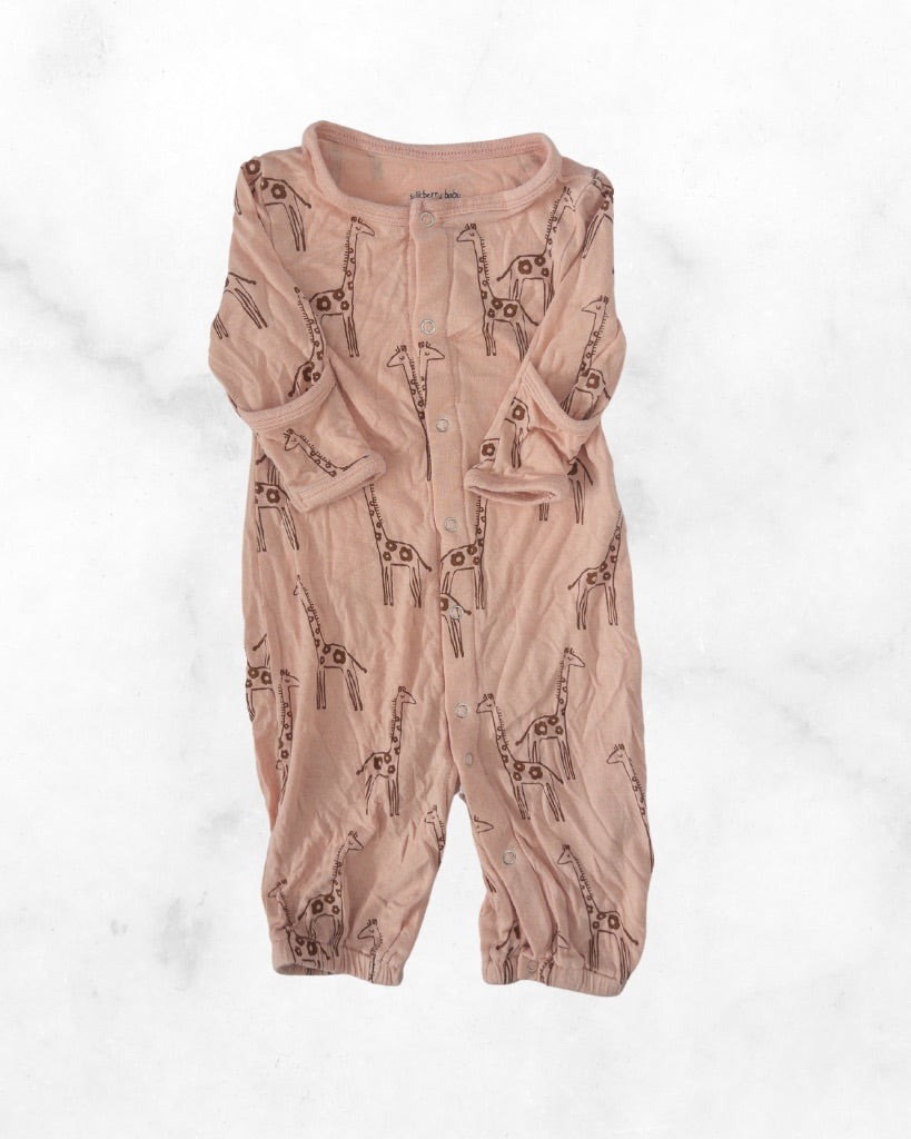 silkberry baby ♡ 0-3 mo ♡ giraffe long sleeve sleeper
