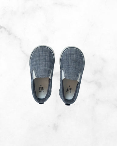 gap ♡ 6 ♡ denim slip ons