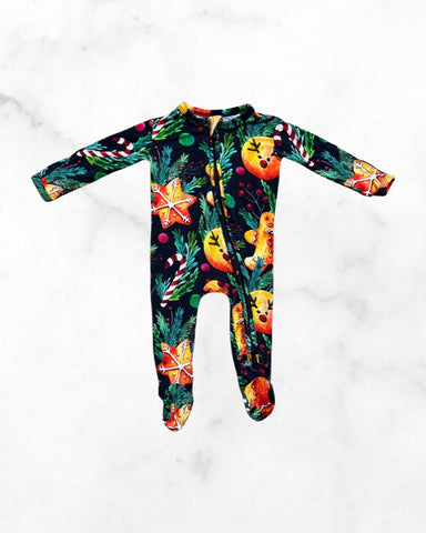 little bum bums ♡ 0-3 mo ♡ christmas zip sleeper