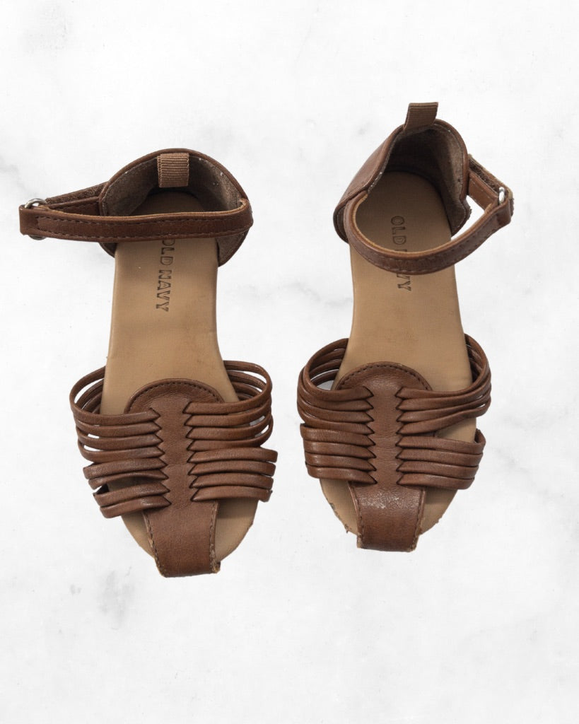 old navy ♡ 7 ♡ faux-leather sandals