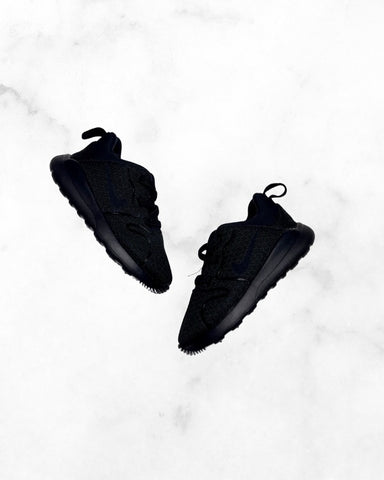 nike ♡ 5c ♡ black running shoes