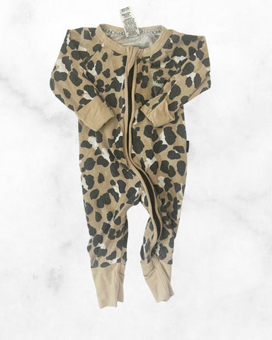 bonds ♡ 0-3 mo ♡ beige leopard print wondersuit