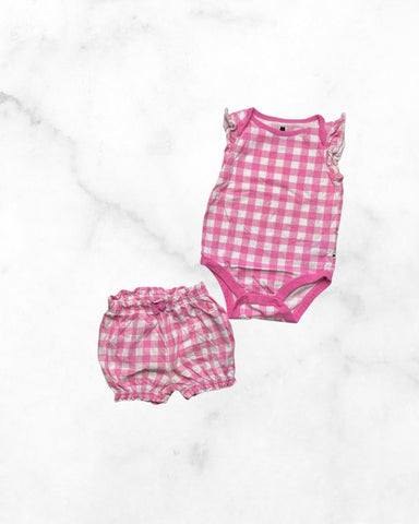 gap ♡ 18-24 mo ♡ pink buffalo plaid ruffle sleeve bodysuit & bubble short set