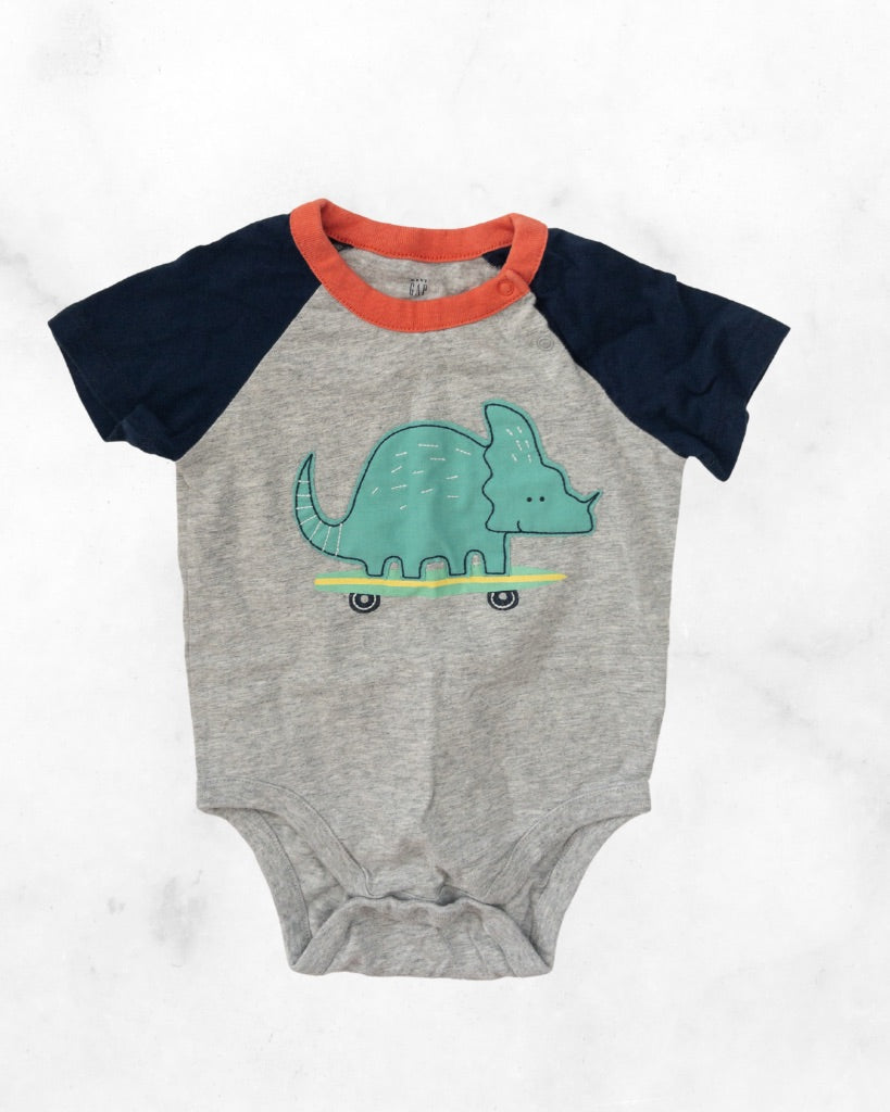 gap ♡ 12-18 mo ♡ dino bodysuit