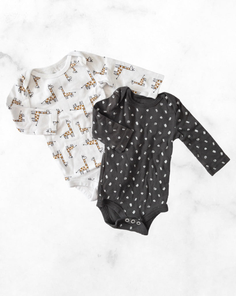 joe fresh ♡ 0-3 mo ♡ giraffe long sleeve bodysuit bundle
