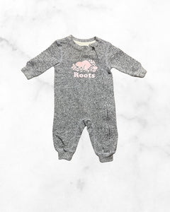 roots ♡ 3-6 mo ♡ salt and pepper pink beaver romper