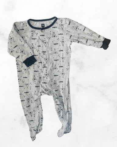 tag ♡ 18 mo ♡ tent button up sleeper