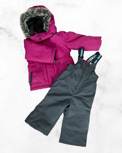 oshkosh 24 mo 2 piece fleece lined snowsuit Lullabuys Consignment