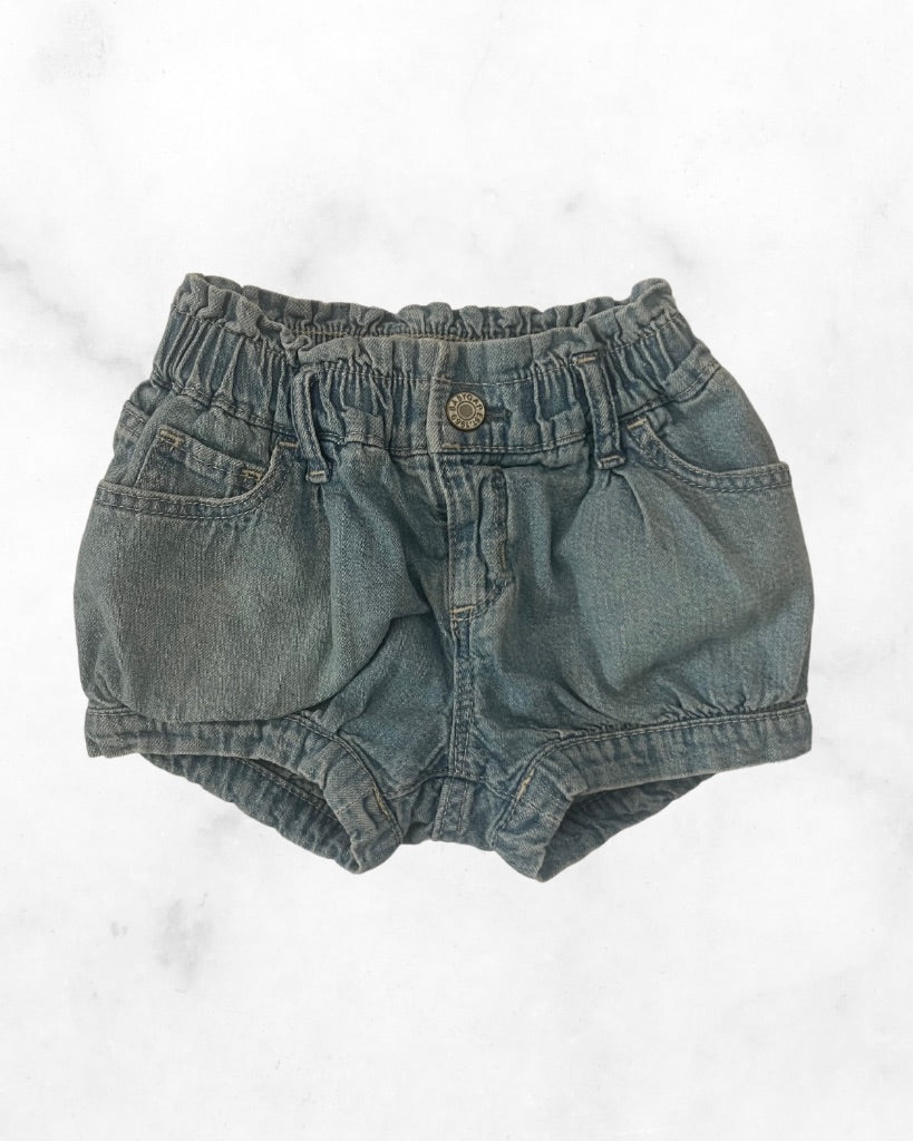 gap ♡ 6-12 mo ♡ light wash denim shorts