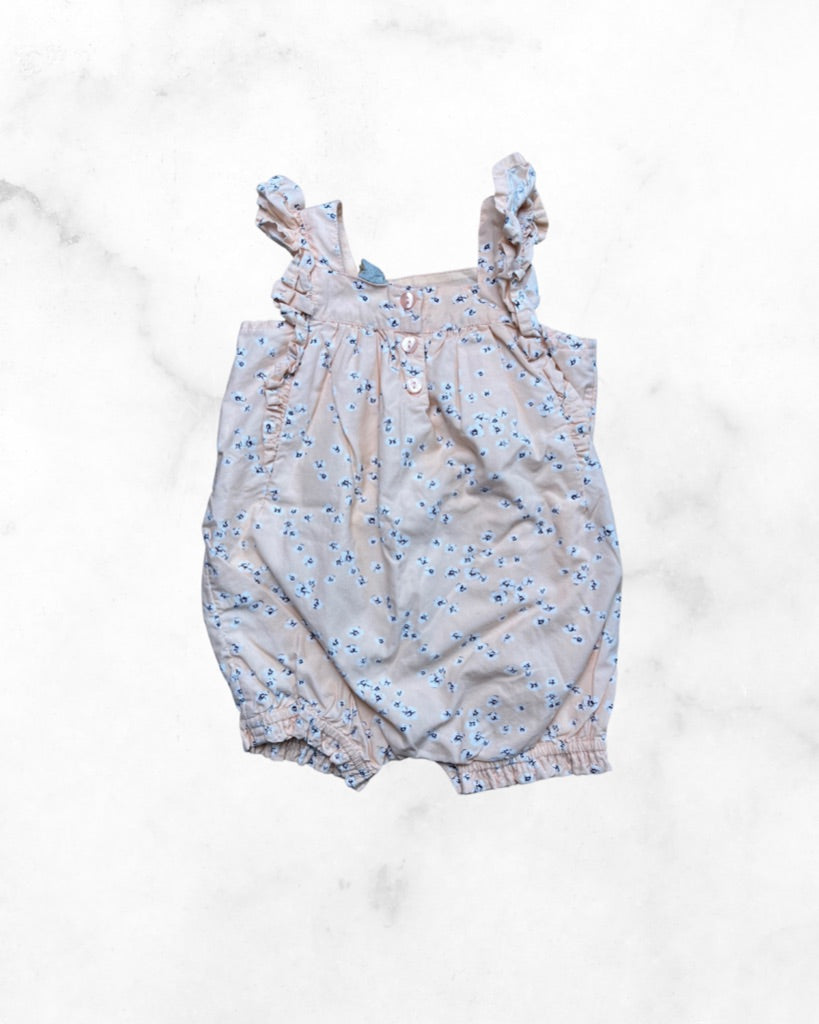 unknown ♡ 3-6 mo ♡ floral ruffle henley romper