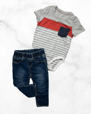 gap ♡ 12-18 mo ♡ striped pocket onesie & medium wash jean set
