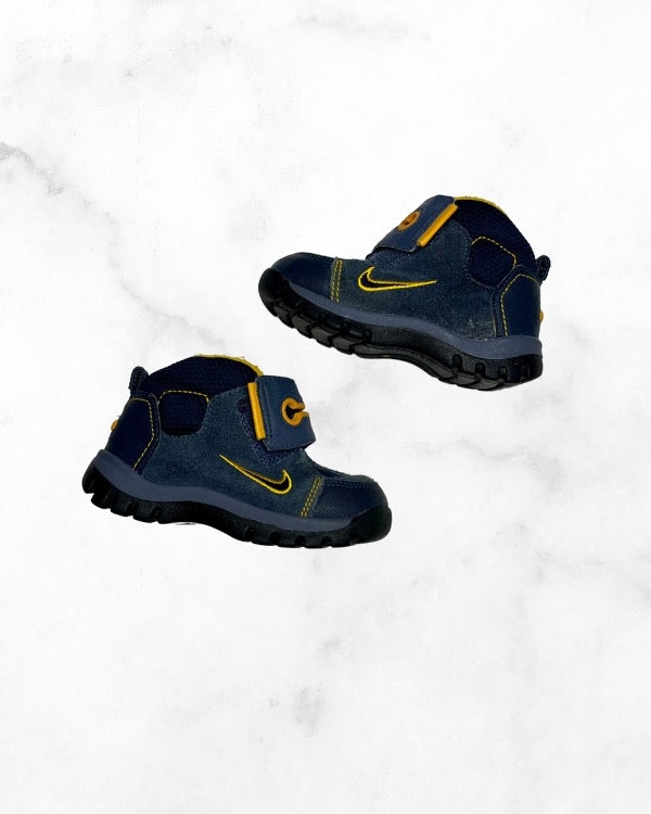 nike ♡ 6.5c ♡ blue & orange high top sneaker boot