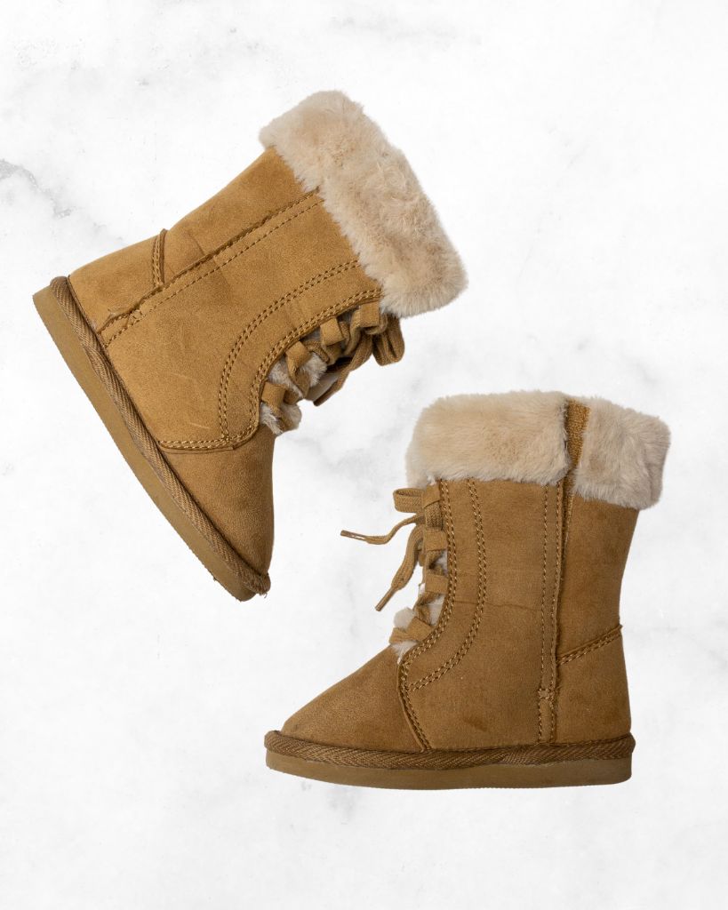 old navy ♡ 8 ♡ cozy lined faux-suede lace up boots