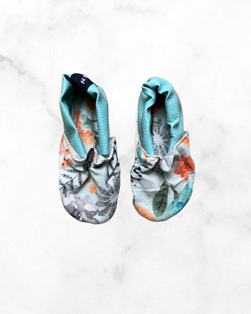 newbornlander ♡ 12-18 ♡ floral summer shoes