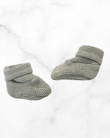 gap ♡ 3-6 mo ♡ knit booties