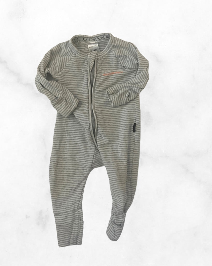 bonds ♡ 0-3mo ♡ striped sleeper
