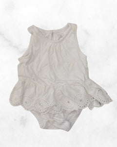 gap ♡ 3-6 mo ♡ bodysuit with skirt