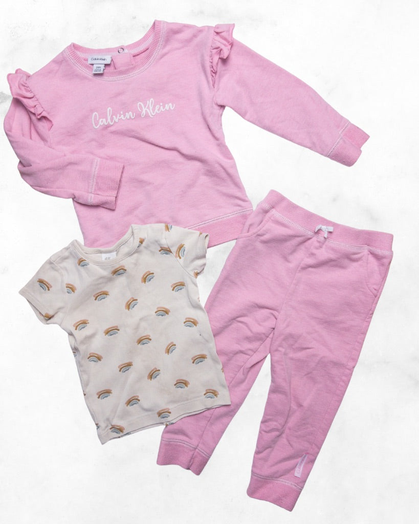 h&m/ calvin klein ♡ 18-24mo ♡ matching sweat set and rainbow tee bundle