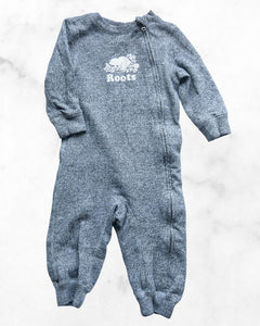 roots ♡ 18-24 mo ♡ salt and pepper zippered romper