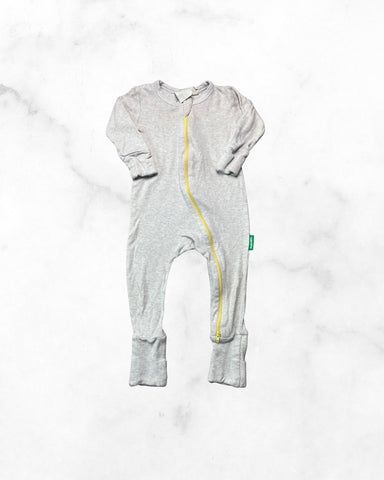 parade organics ♡ 12-18 mo ♡ grey zip romper