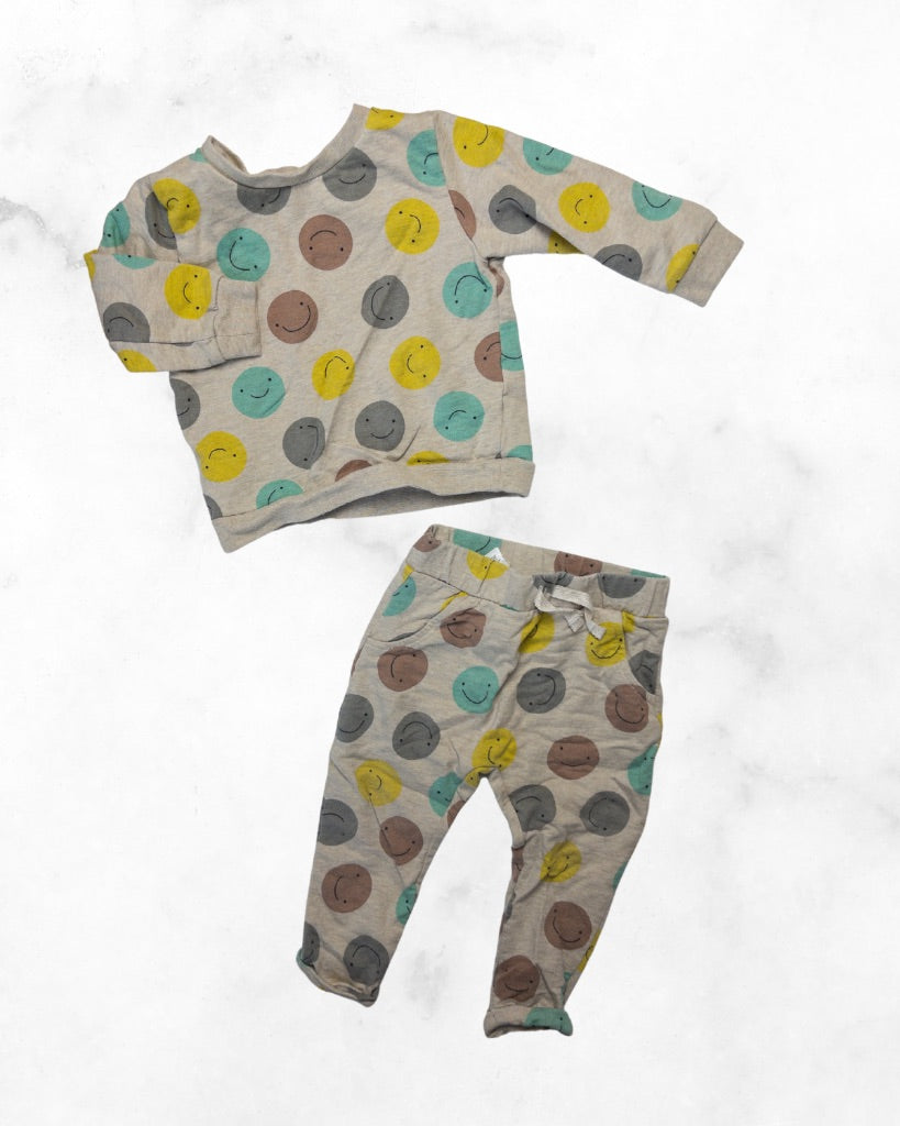 george ♡ 12-18 mo ♡ smiley sweatshirt & jogger set