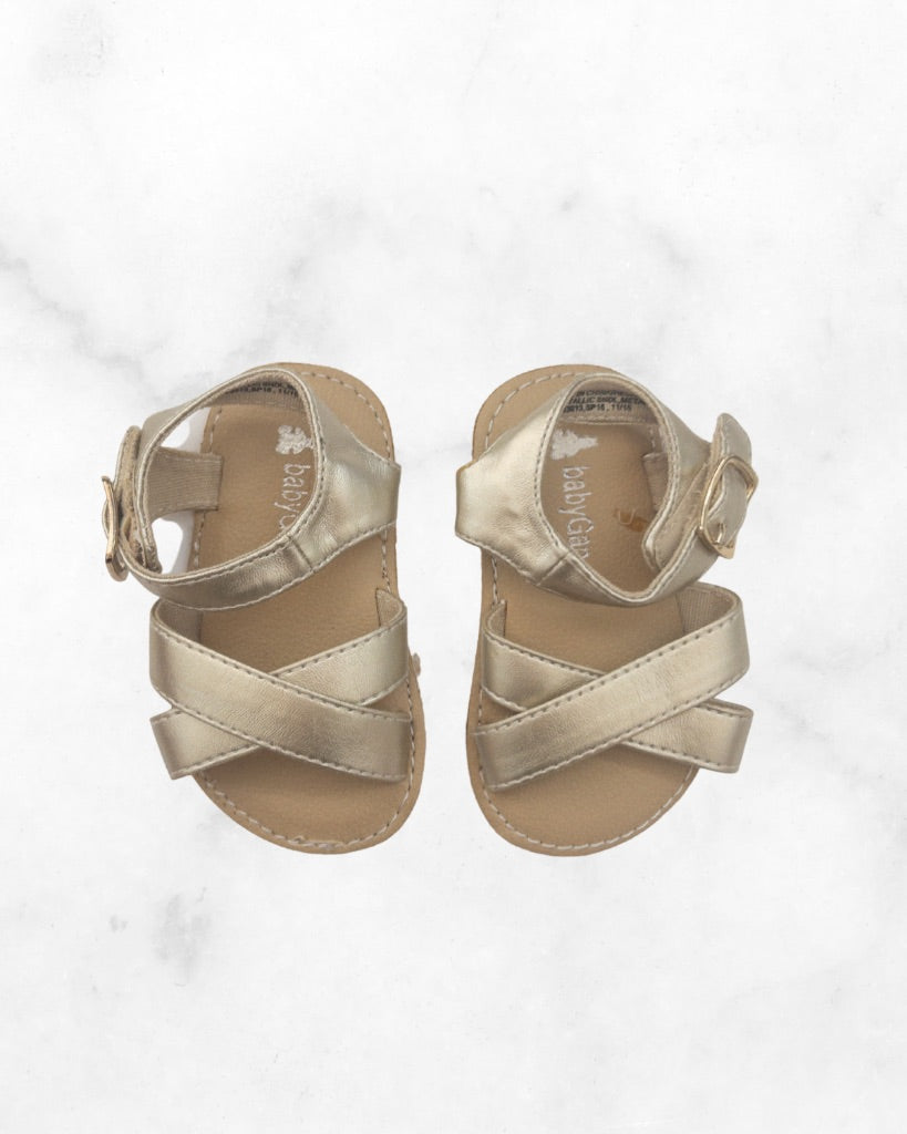 gap ♡ 3-6 mo ♡ gold sandals