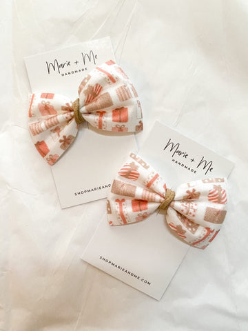 georgia bow with suede centre ♡  ♡ holiday gift