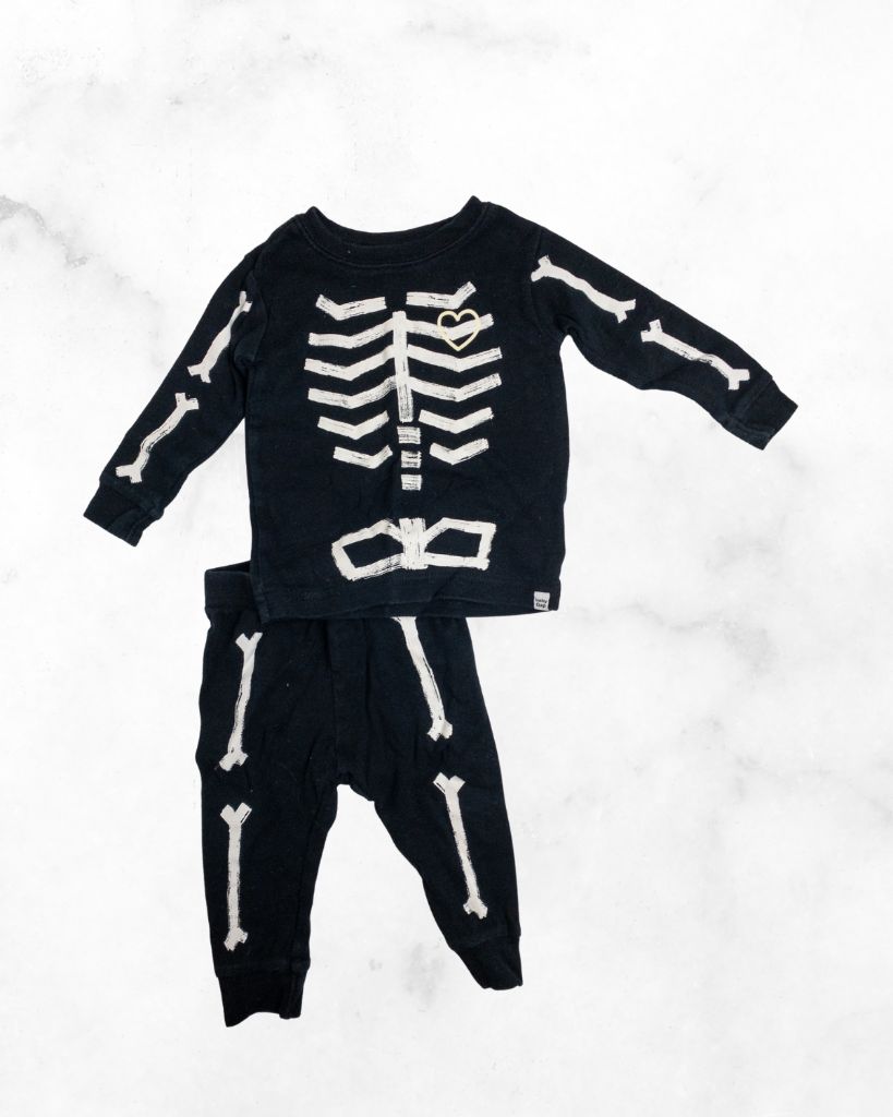 gap ♡ 6-12 mo ♡ skeleton pj set