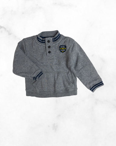 oshkosh ♡ 24 mo ♡ sweatshirt with crest