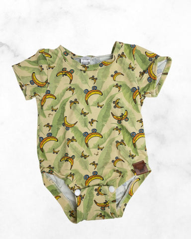 nin9 ♡ 6-12 mo ♡ banana skateboard onesie