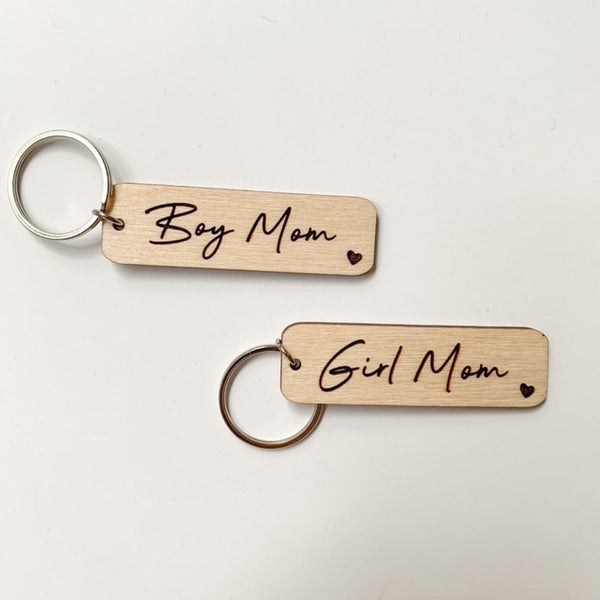 boy mom/girl mom ♡ keychain